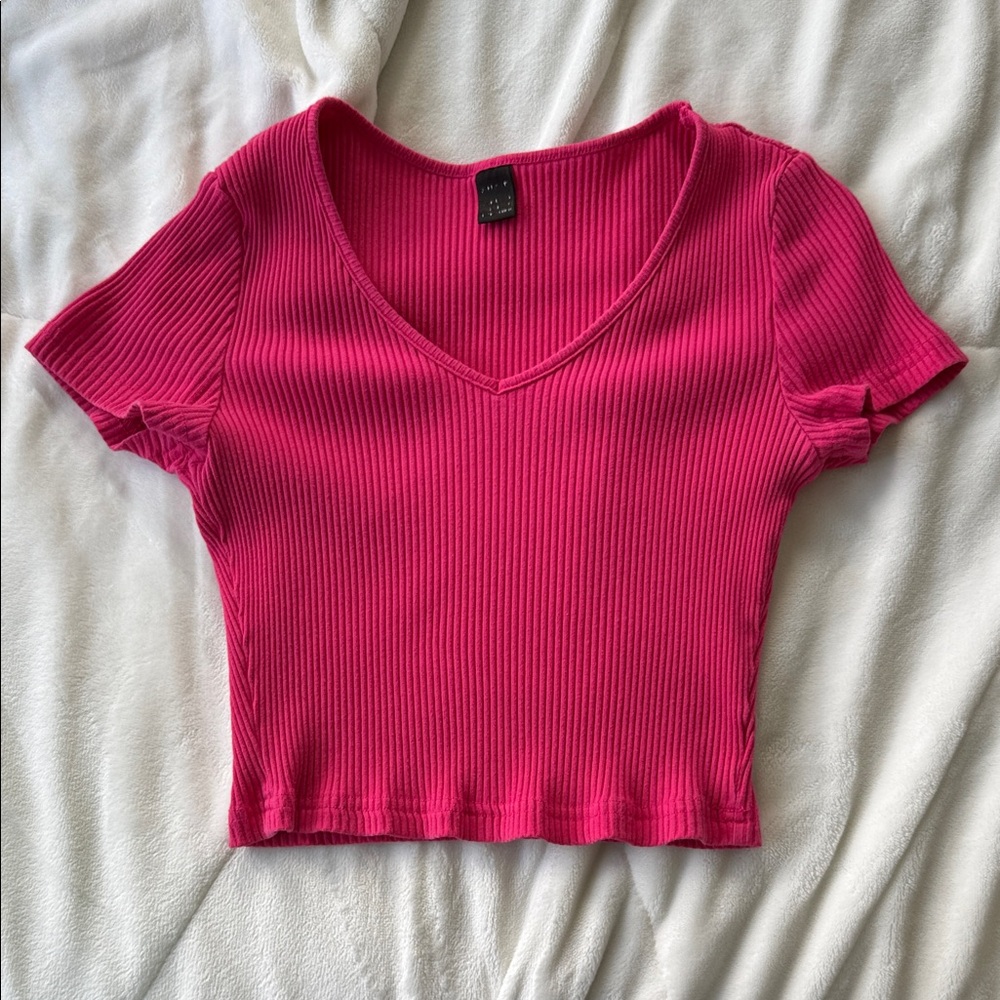 SHEIN Fuchsia V-Neck Ribbed Tee